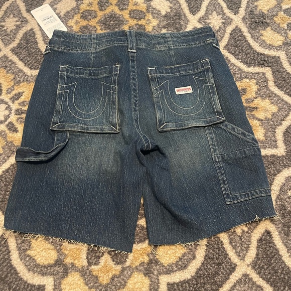True Religion  Ricky Utility shorts NWT - Picture 2 of 3